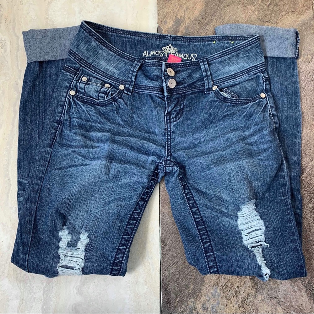 Almost Famous distressed jeans size 3 GUC - Picture 2 of 5